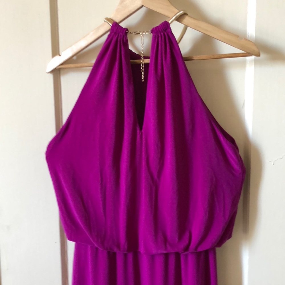 NWOT Gorgeous Magenta Floor Length Gown - Picture 3 of 5
